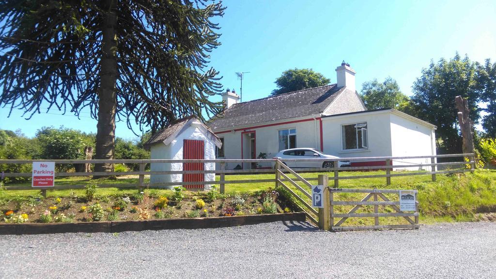 Loughcrew Megalithic Hostel Millbrook Bagian luar foto