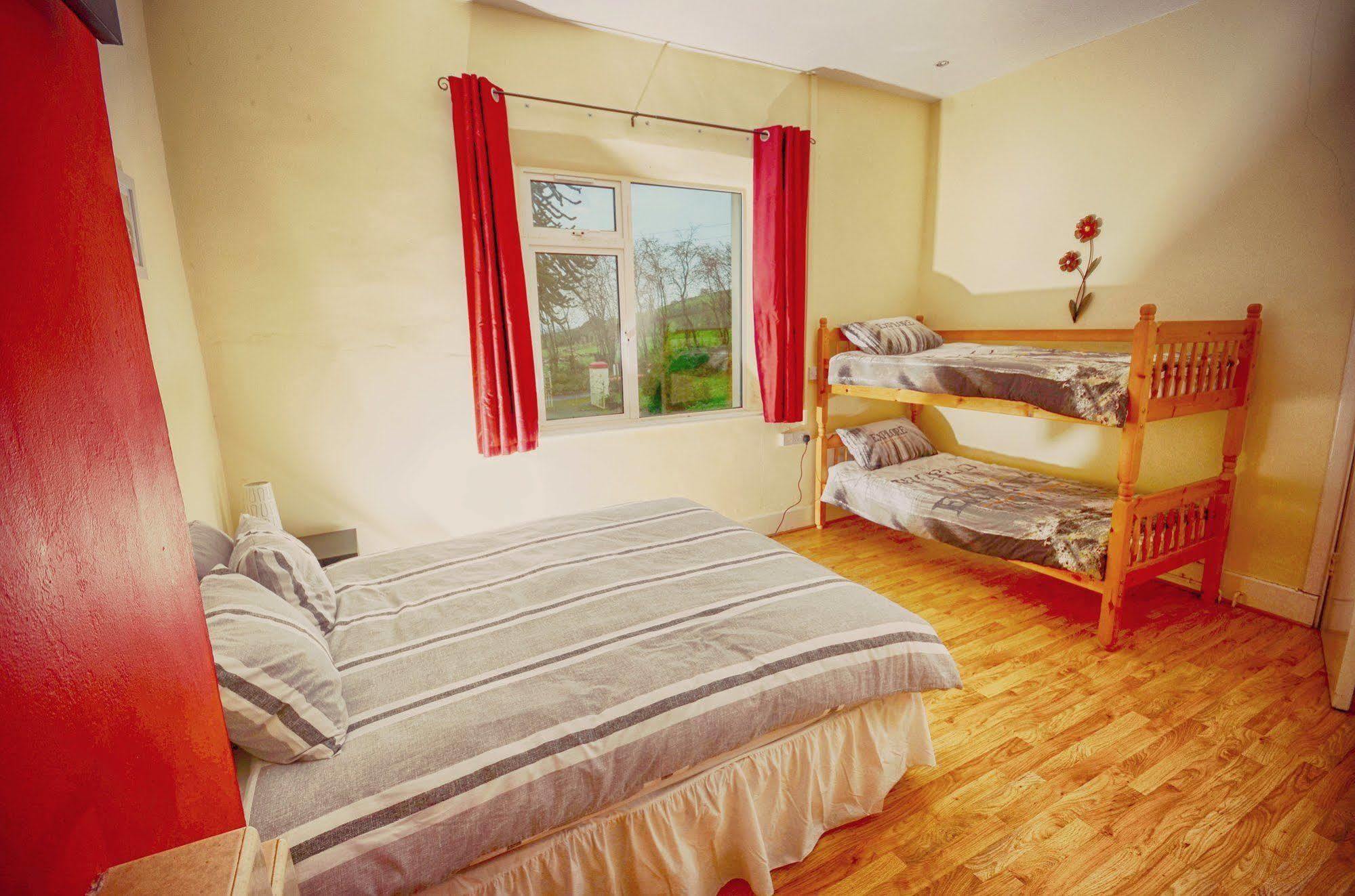 Loughcrew Megalithic Hostel Millbrook Bagian luar foto
